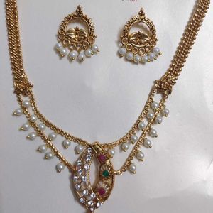 Necklace Set