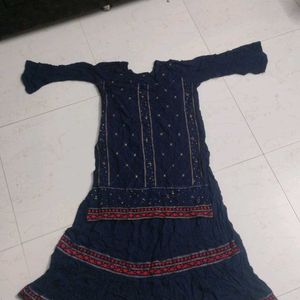 Nayra Cut Style Long Kurti