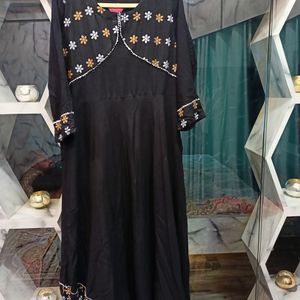 Khusal K Kurta Set