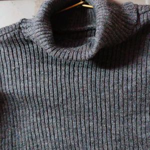 High Neck Sweter