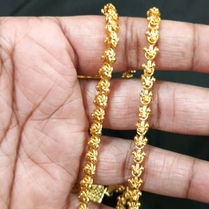 Chain With Pendant