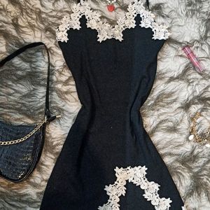 Black Bodycon Lace Dress With Slit