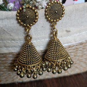 Golden Light Weight Jhumka