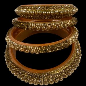 Pretty Bangles (Set Of 4)