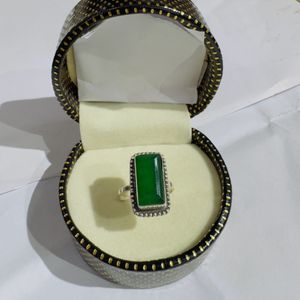 92.5 Cut stone Ring (green)