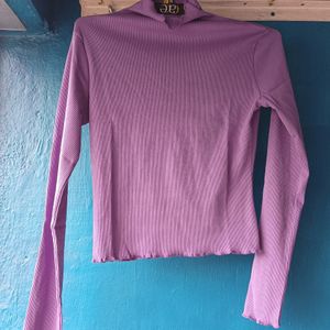 🆕 Turtle Neck Top 💜 NewWithout Tag