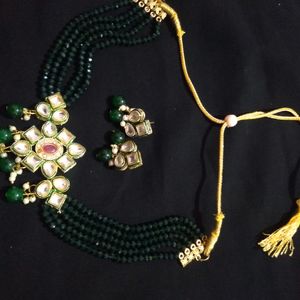 New Green Choker Set