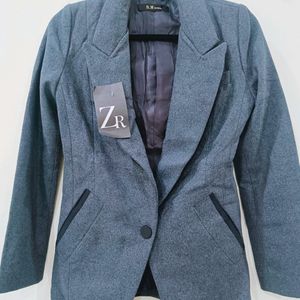 Formal Wear Elegant Looking Woolen Blazer