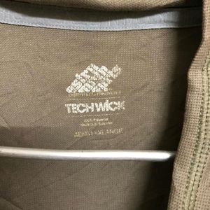 Techwick Helf-Sleeve  T Shirt