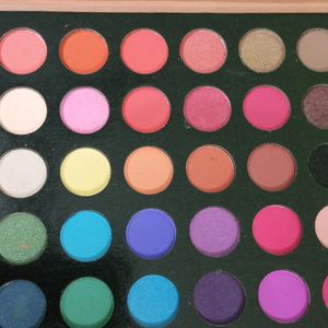 35 Different Colour Eyeshadow Palette