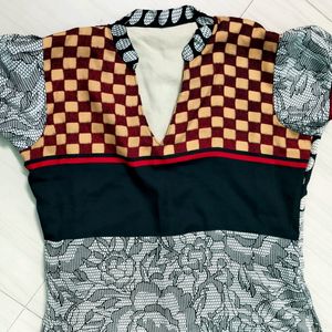 Round Collared Neck Kurti Top_Puff Handed(Short)