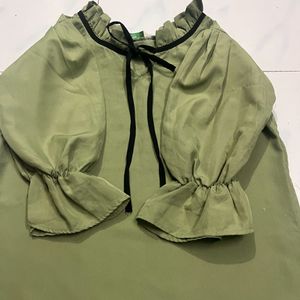 Cute Olive Green Top