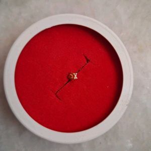 Beautiful New Star Red Nosepin