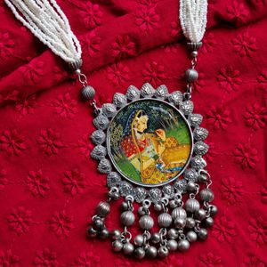 Radharani Black Polish Necklace Set