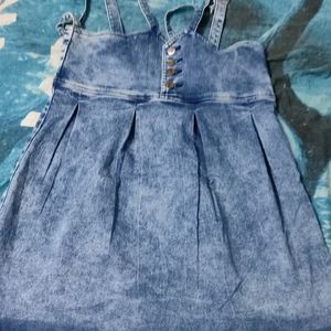 SHORT DENIM DRESS CUM DUNGAREE SKIRT