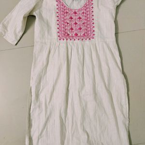 White Kurti