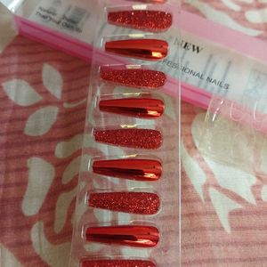 ❤️ Red Colour Artificial Nail Art