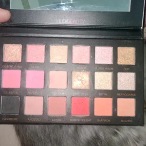 Huda Beauty Rose Gold Pallet