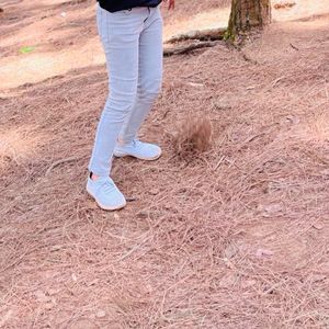 Grey Skinny Jeans for Women