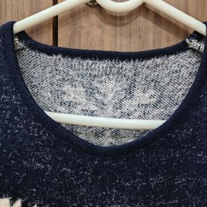 Snowflakes Blue Woollen Sweatshirt