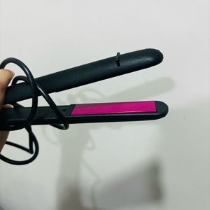 VEGA hair Straightner