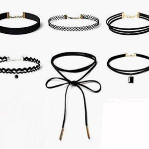 Choker At 99/-