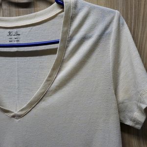 V-neck T-shirt