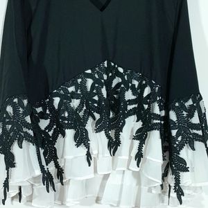 Black & White Top (Women's)