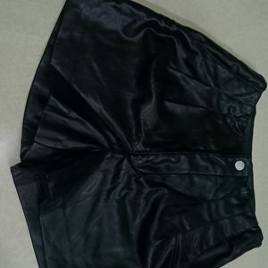 H&M Shorts Leather