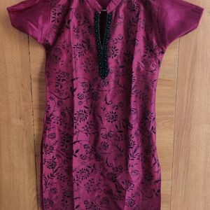 Stylish Magenta Floral Embroidered Women's Top