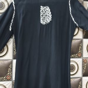 Lakhnavi Kurti