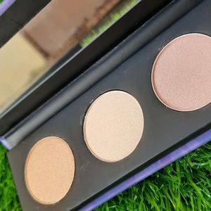 Sugar Contour de Fource highlighter palette