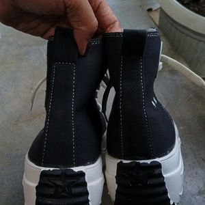 Complete New Converse High