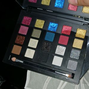 Highly Pigmented Eyeshadow Palallete