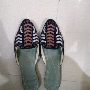 Flats For Women