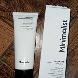 Minimalist Marula Oil Moisturizer