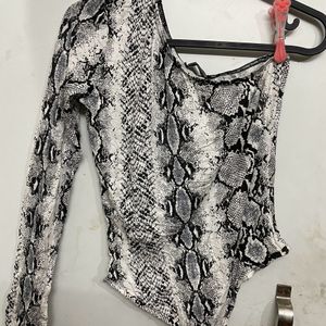 White & Black One Shoulder Snake Print Bodysuit
