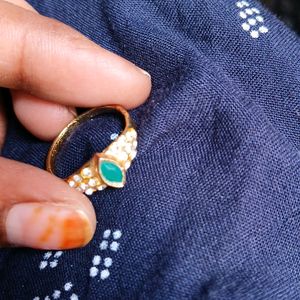 Girls Beautiful Ring With Green And White Stones