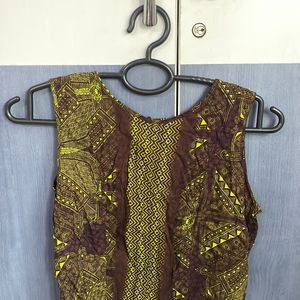 Global Desi Zipper Crop Top