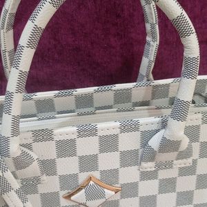 Handbag/Sling bag