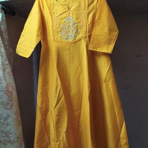 Anouk Kurta 💛