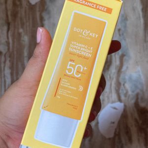 Vitamin C+E Super Bright Sunscreen