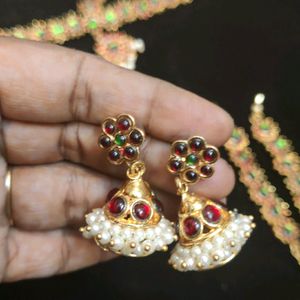 Bharatanatyam Jewellery set