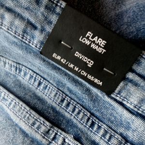 H&M Flared Low Waist Jeans