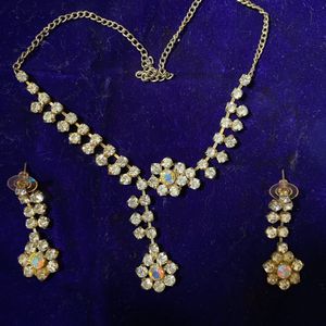 Necklace Set