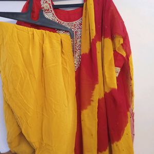 3 Piece Kurta Set ,kurti ,dupatta And Salwar