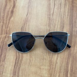 VINCENT-CHASE by Lenskart Cat-EyeSunglasses