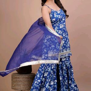 Sleeveless Trending Sharara Set With Dupatta