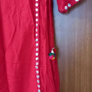 Red Kurti