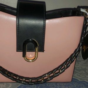 Beautiful  Light Pink Or Balck Color  Slingbag